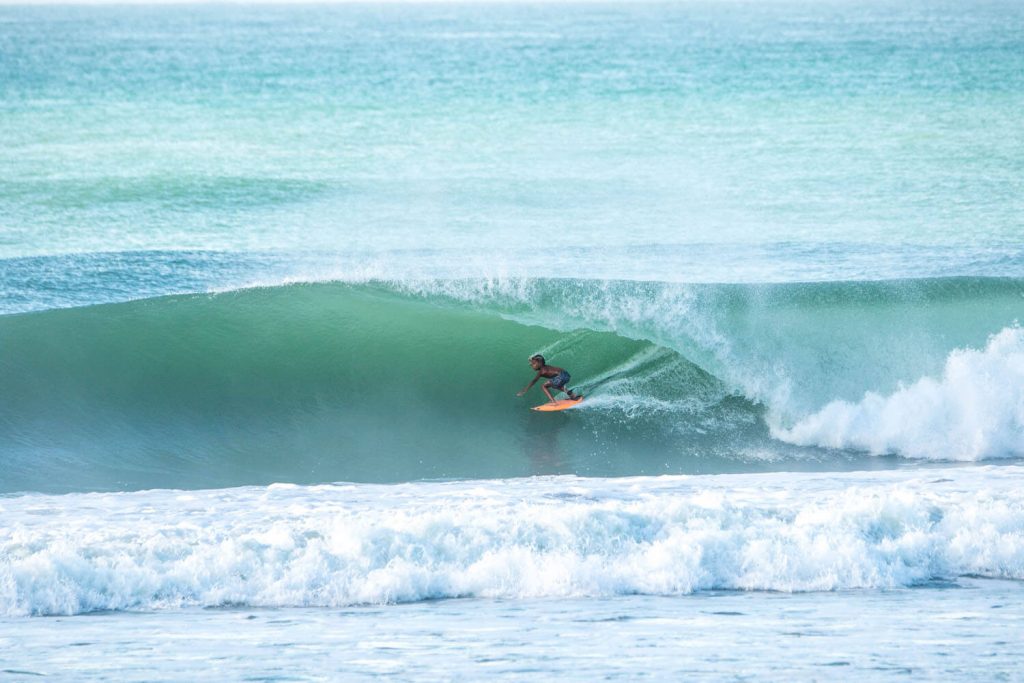 Arthur Vilar, Swell na Praia do Francês, Marechal Deodoro, Alagoas. Foto: Lucas Palma / @lucasrodriguespalma