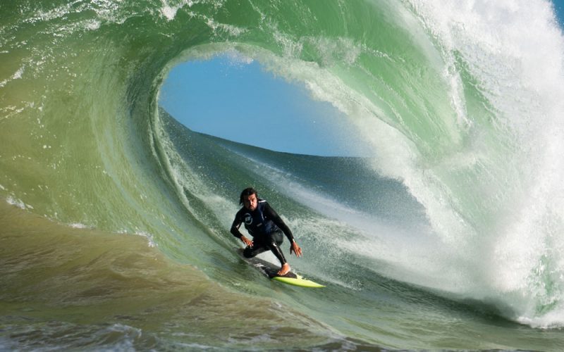 Daniel Rangel, Swell na Laje da Avalanche, Vila Velha (ES), Ondas Grandes no Brasil, Big Waves, Slabs. Foto: Keale Lemos