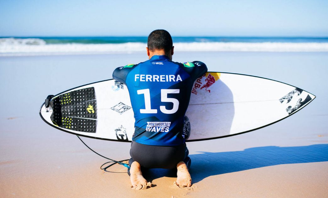 Italo Ferreira, MEO Pro Portugal 2022, Praia de Supertubos, Peniche, Portugal, Circuito Mundial de Surf, WSL, World Surf League. Foto: WSL / Thiago Diz